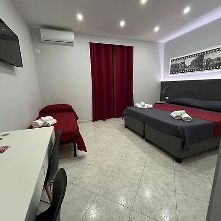 Pacini 88 Rooms And Apartment Catania Centro Catânia Exterior foto